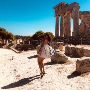 Meet your Posher, Eva